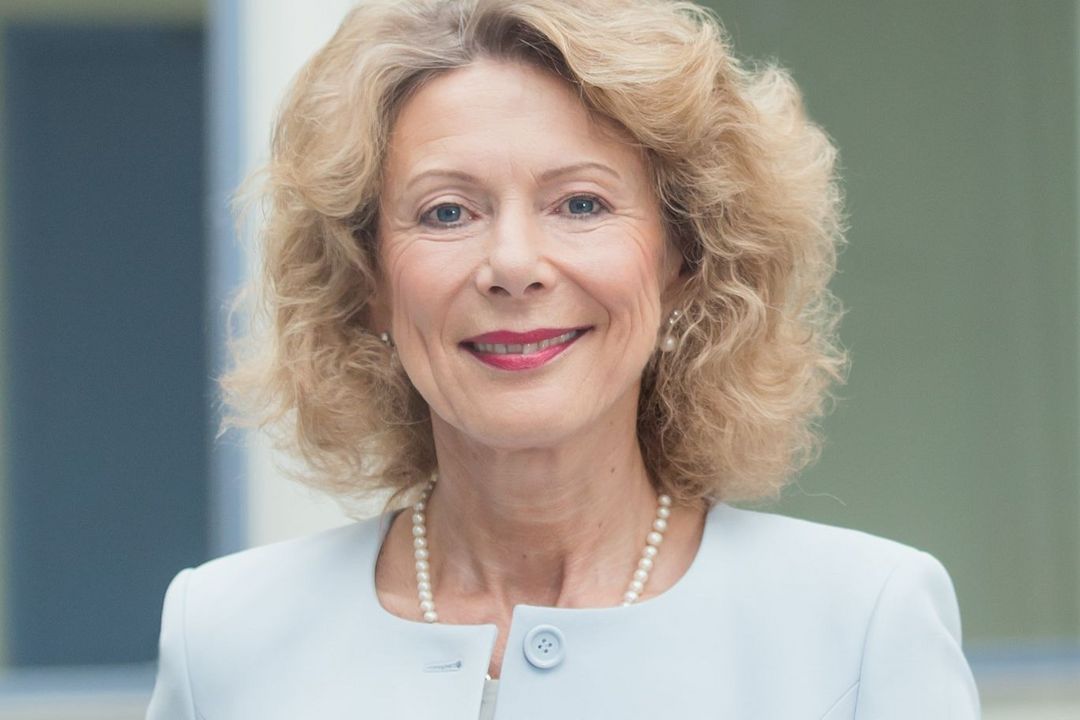Dr. med. Iris Hauth