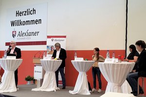 Kandidaten für die Bundestagswahl 2021 stellten sich den Fragen des Publikums.