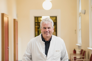Prof. Dr. med. Thomas Müller - Chefarzt der Neurologie