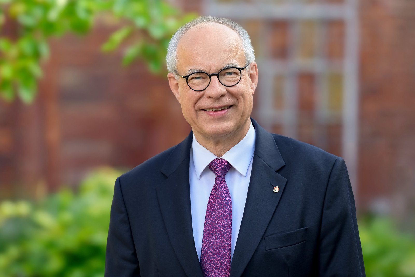 Dr. Hartmut Beiker