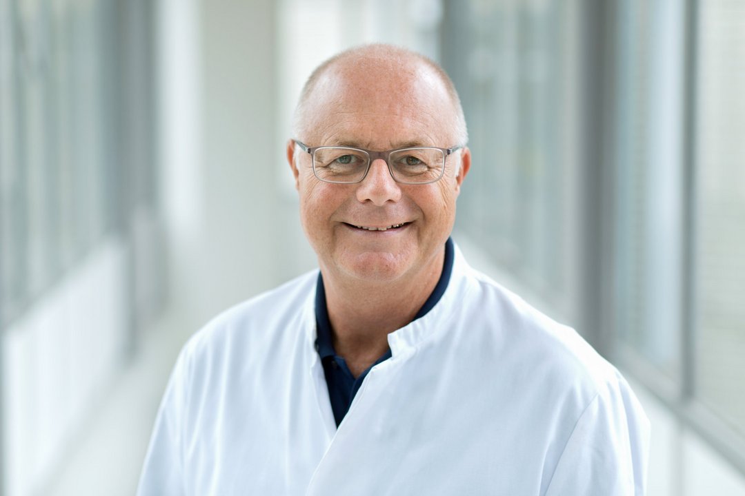 Dr. Peter Mann ist Facharzt für Orthopädie